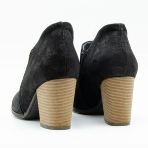 Dr Scholls Womens 8M Chelsea Black Faux Suede Pull On Bootie Heel EUC